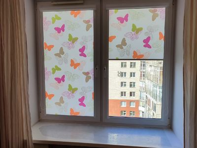 Рулонные шторы с тканью бабочки в СПб